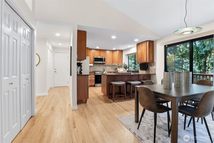 Property Photo: 1059 Greenwood Boulevard SW WA 98027