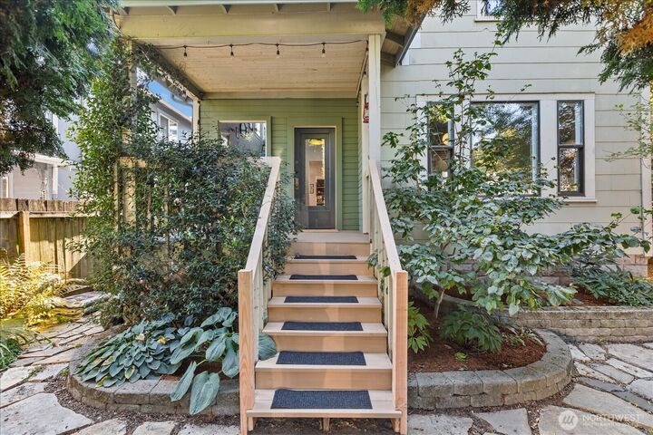 Property Photo:  1245 S Trenton Street  WA 98108 