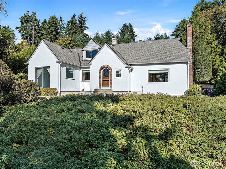 Property Photo: 5610 Edgewood Drive E WA 98372