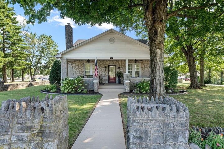 Property Photo:  765 Moorman Lane  KY 42101