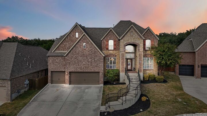 Property Photo: 8905 Soaring Oak TX 78255
