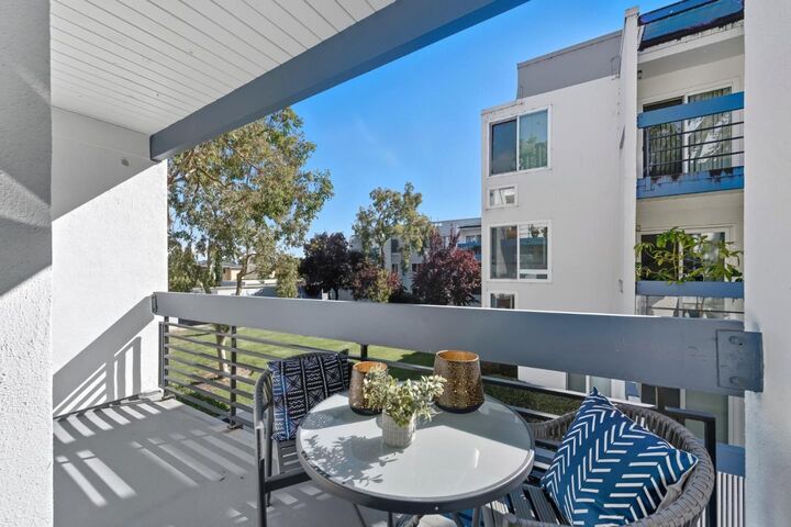 Property Photo: 1041 Shell Boulevard 8 CA 94404