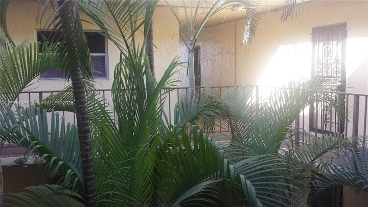 11905 NE 2nd Ave C308  North Miami FL 33161 photo