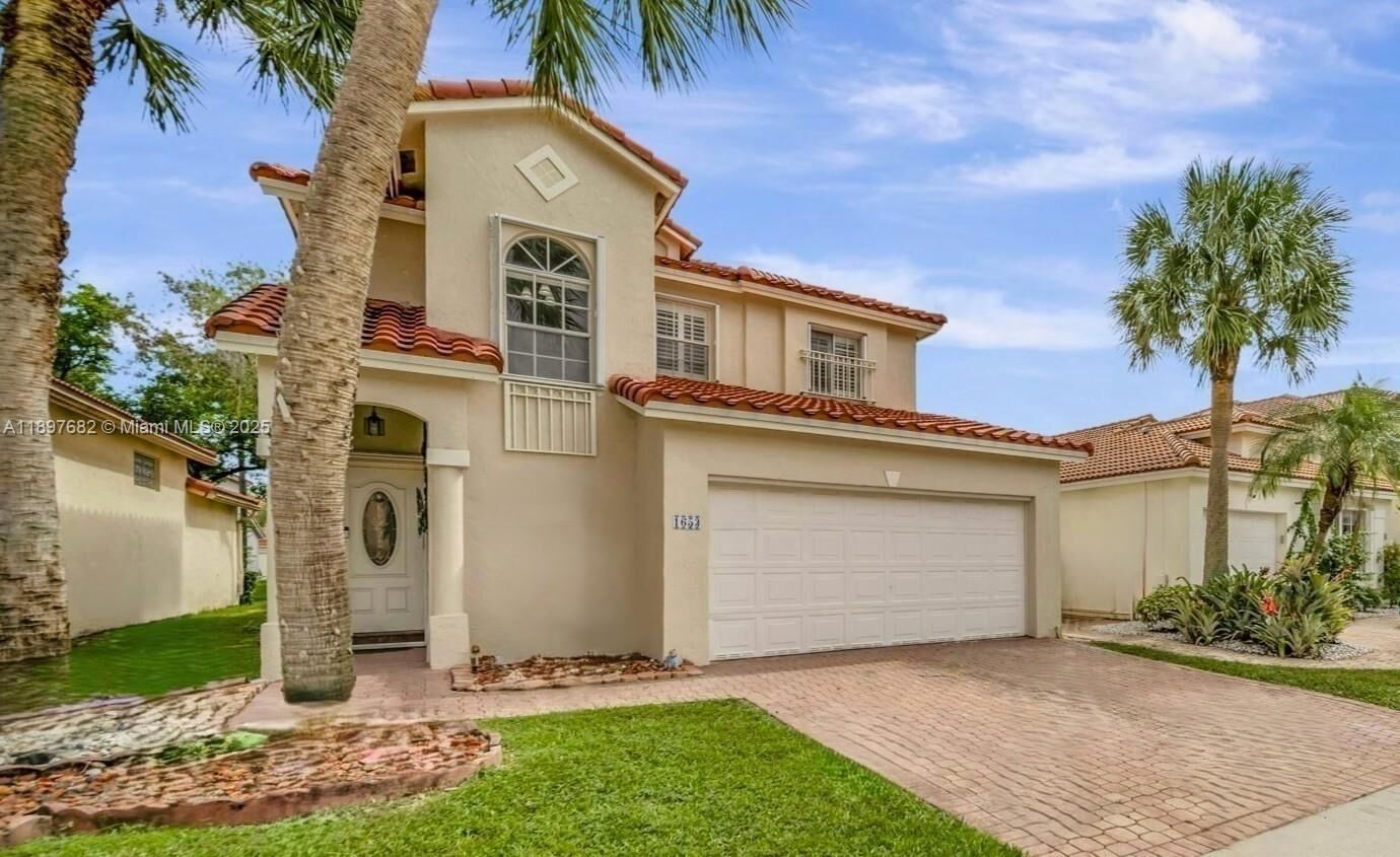 Property Photo:  1653 SW 158th Ter  FL 33027
