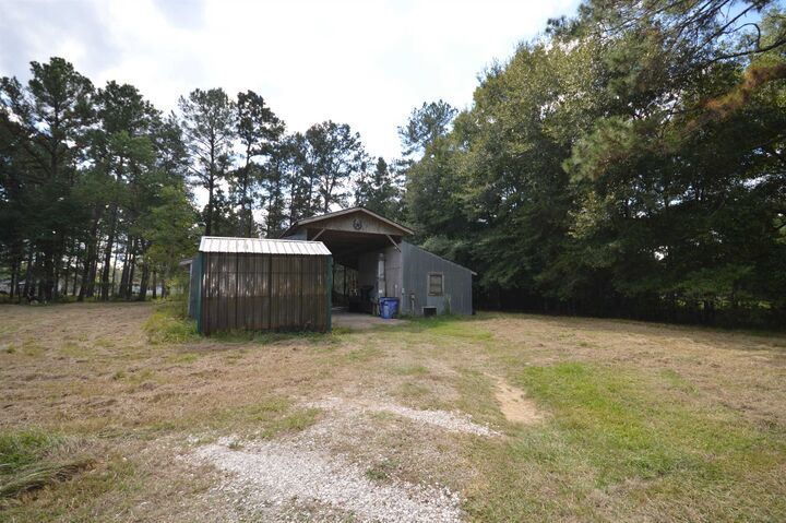 Property Photo:  2872 Colonial Dr.  TX 77625