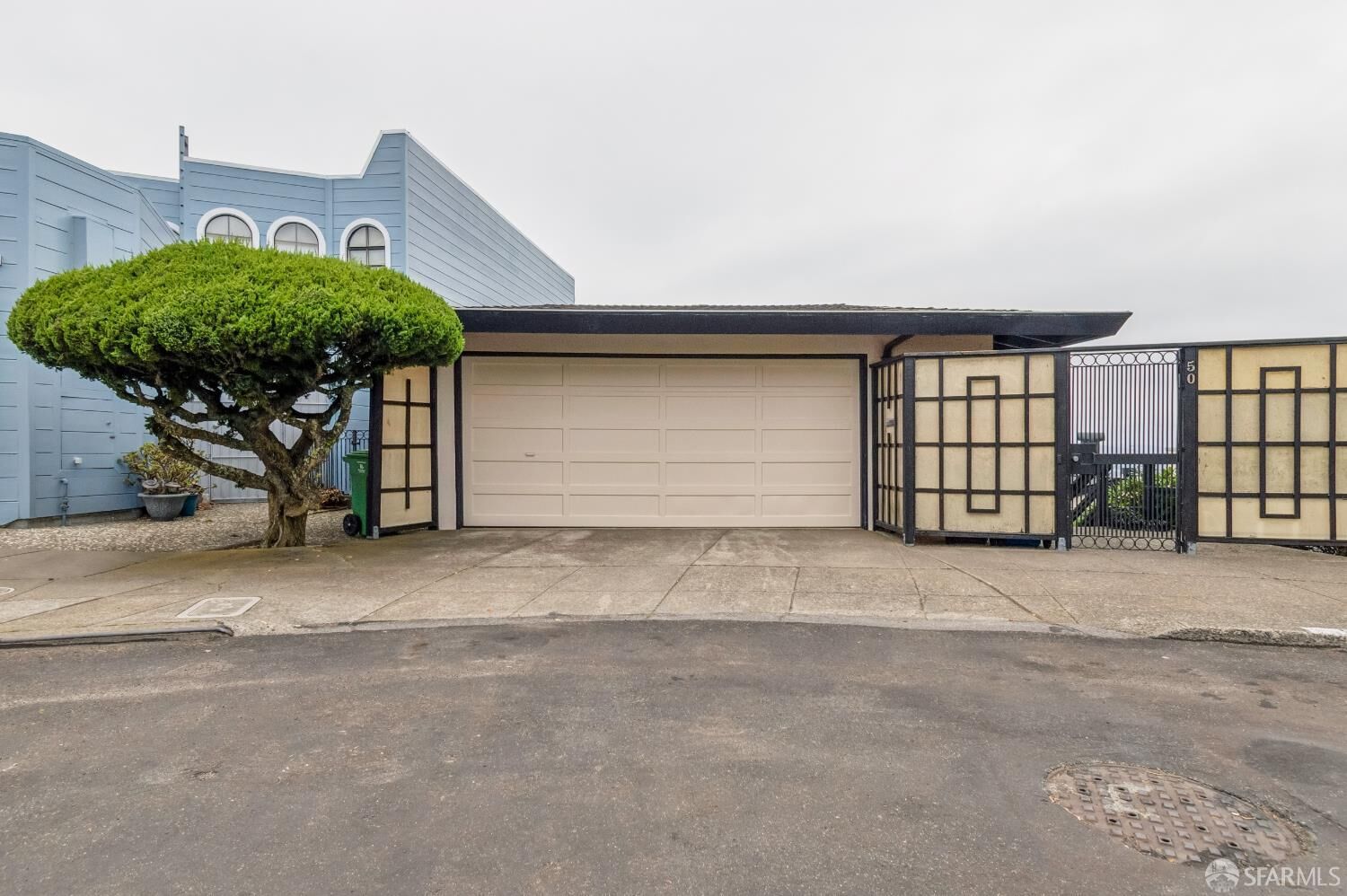 Property Photo:  50 Cascade Walk  CA 94116 