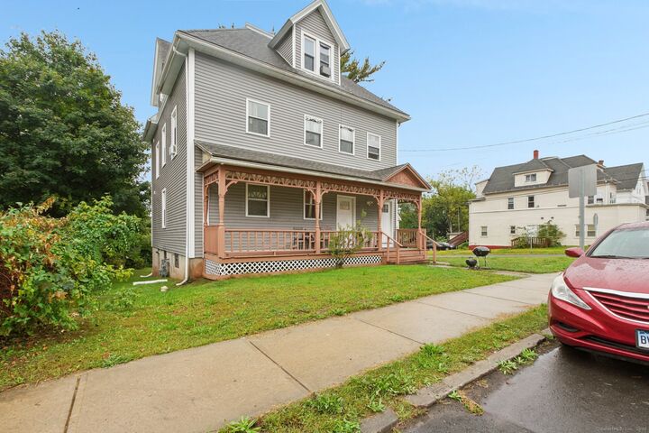 Property Photo:  133 Jubilee Street  CT 06051