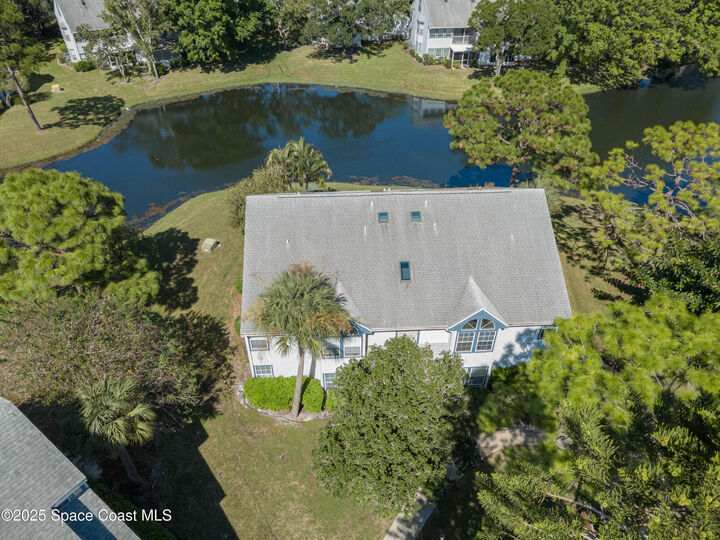 Property Photo: 4870 Lake Waterford Way Way W FL 32901