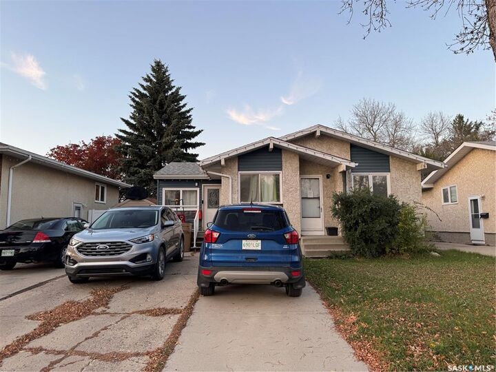 Property Photo: 138 Thomson Avenue SK S4N 5L3