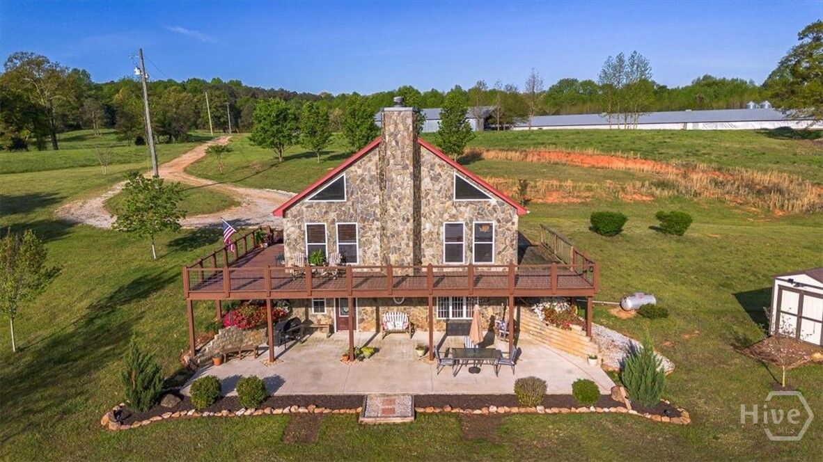 Property Photo:  406 Abc Farm Road  GA 30662