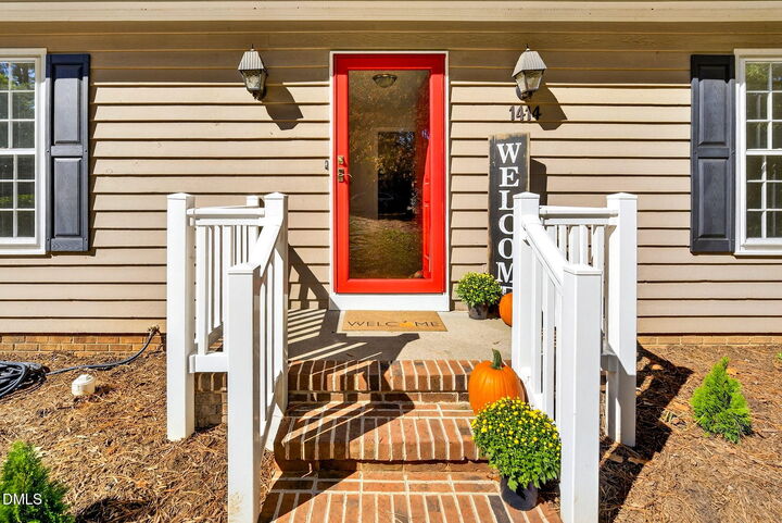 Property Photo: 1414 Debra Drive NC 27511