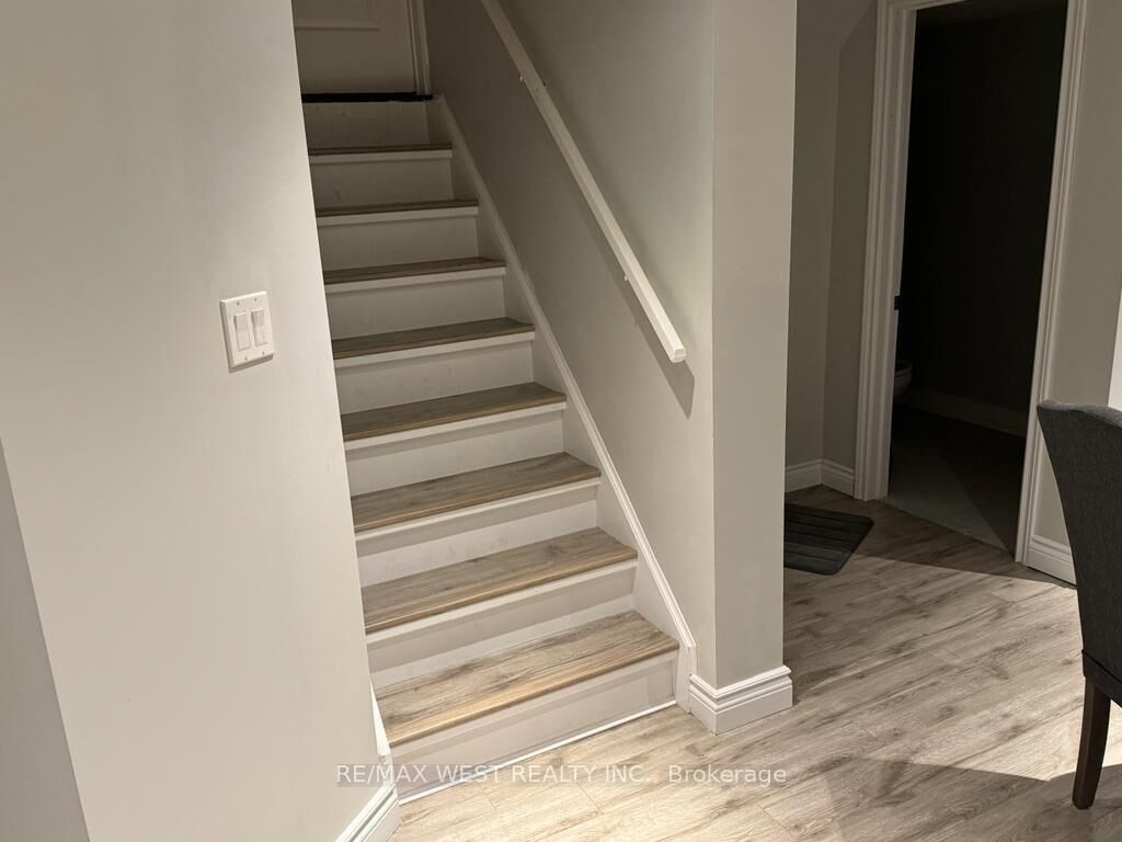 Property Photo:  82 Antique Drive Bsmt  ON L4E 4G3