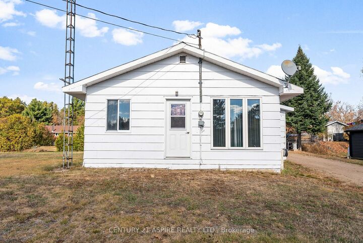 Property Photo:  22 Zilney Street  ON K0J 1B0 