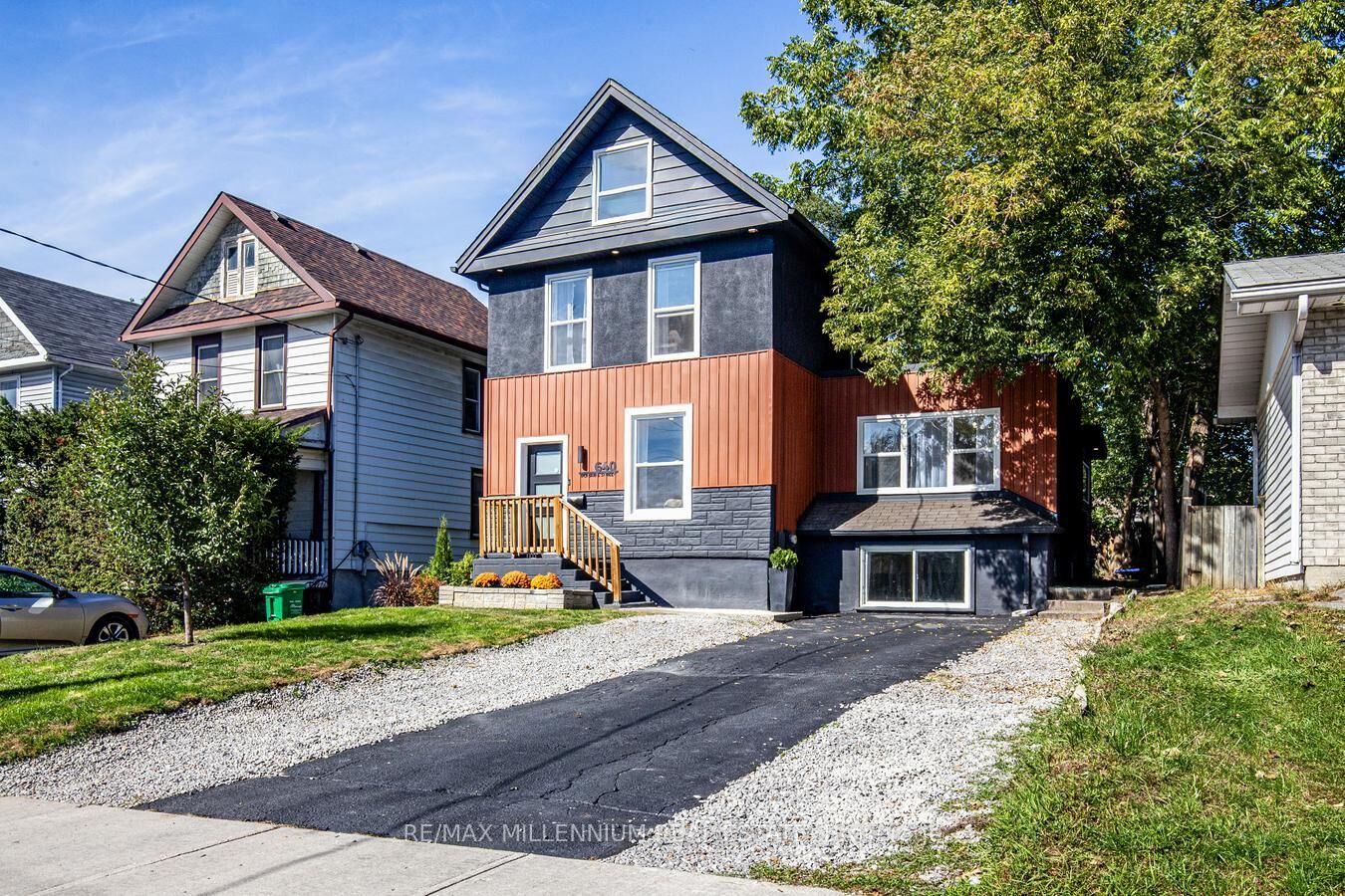 Property Photo: 640 Romaine Street ON K9J 2E4