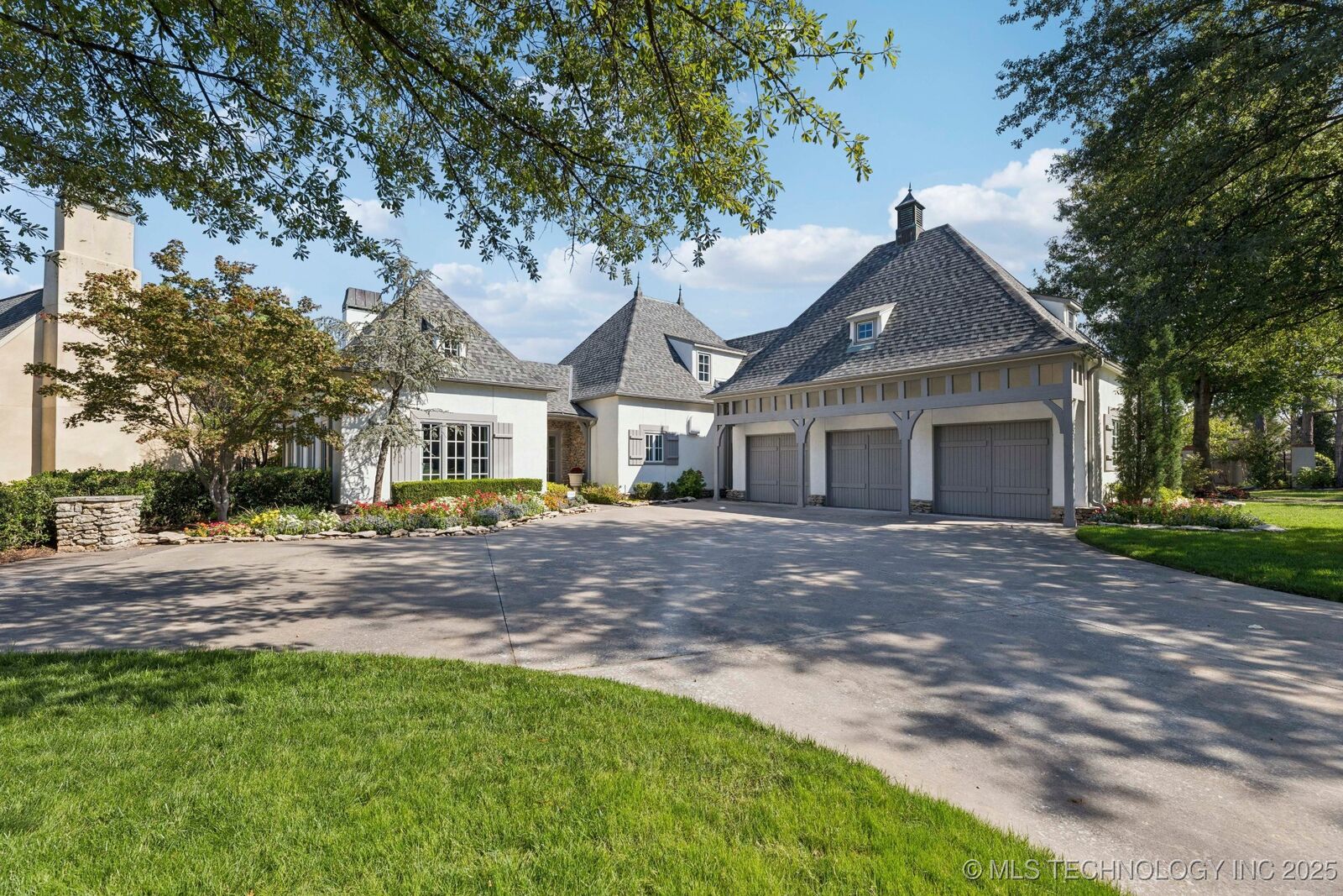 Property Photo:  7977 S 90th  OK 74133 