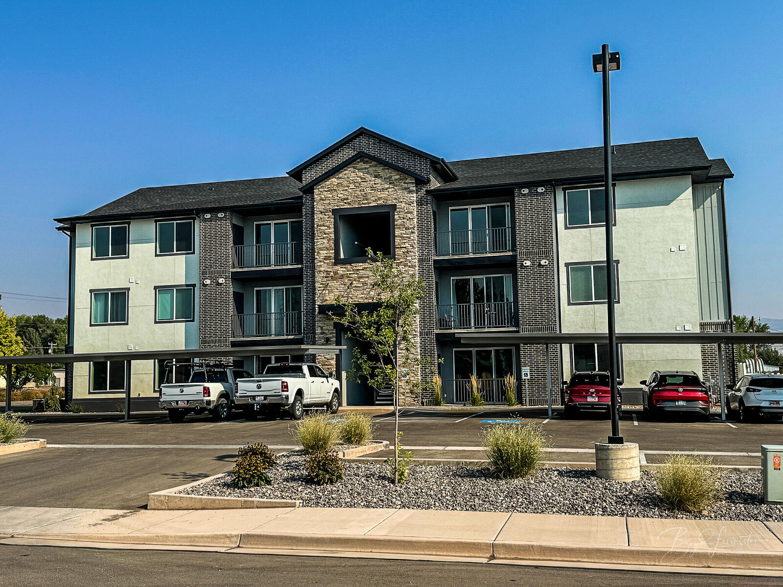 Property Photo:  553 S 100 W #202  UT 84701 