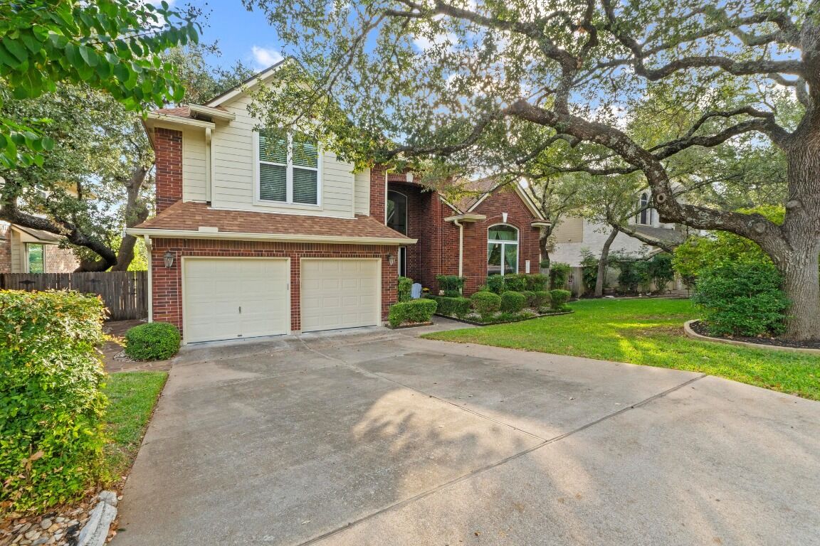 Property Photo: 10713 Yorktown Trail TX 78726