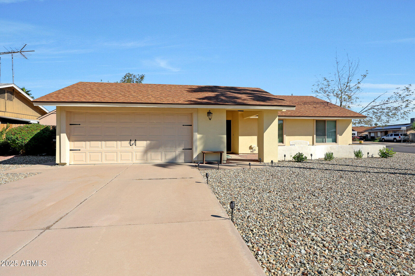 Property Photo: 15841 N 22nd Place AZ 85022