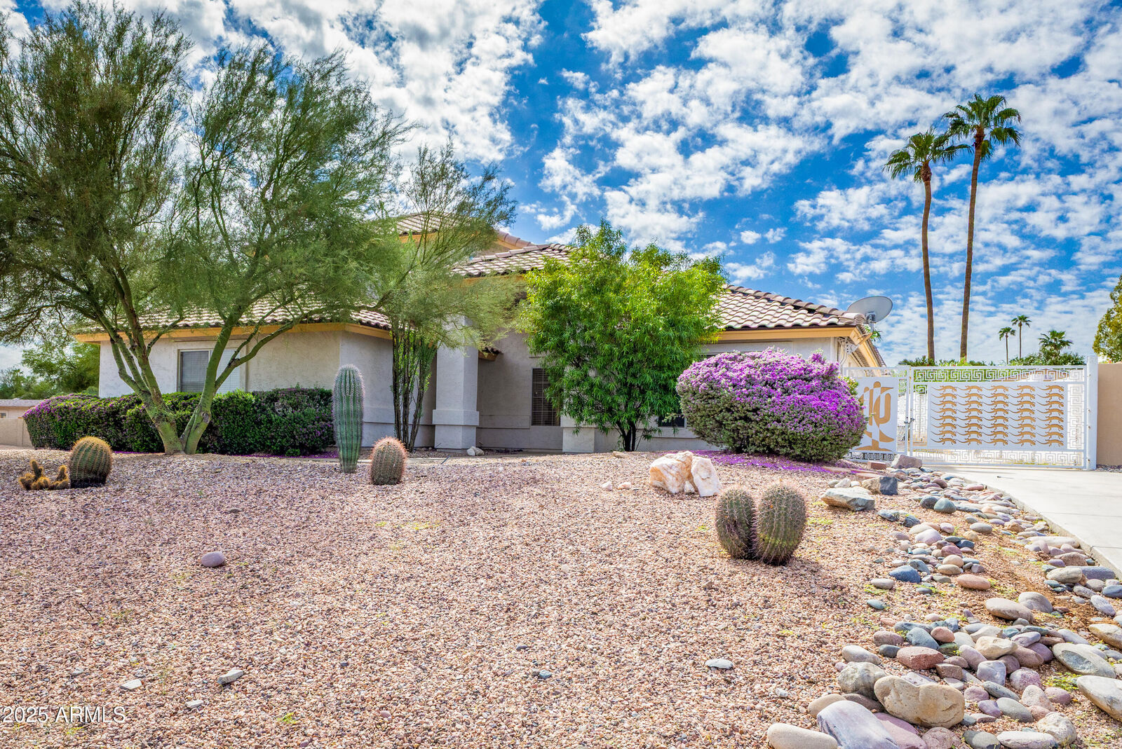 Property Photo: 17149 E El Pueblo Boulevard AZ 85268
