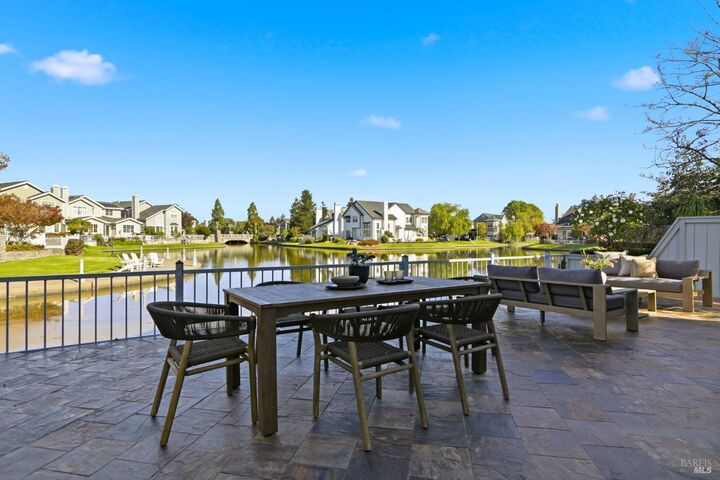Property Photo:  13 Waterside Circle  CA 94903 