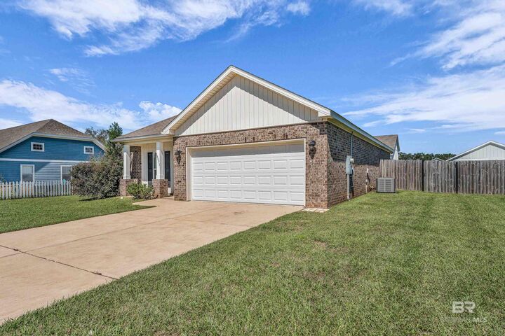 Property Photo: 16871 Prado Loop AL 36551