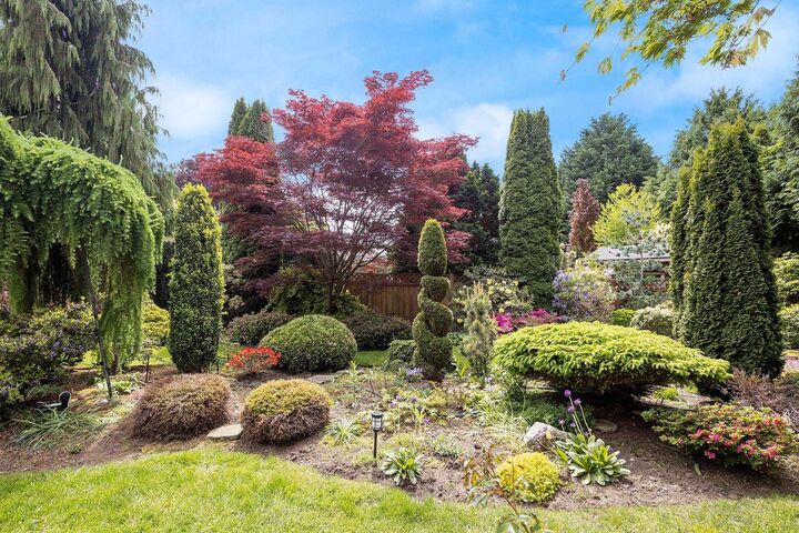 Property Photo: 12986 20 Avenue BC V4A 1Y9