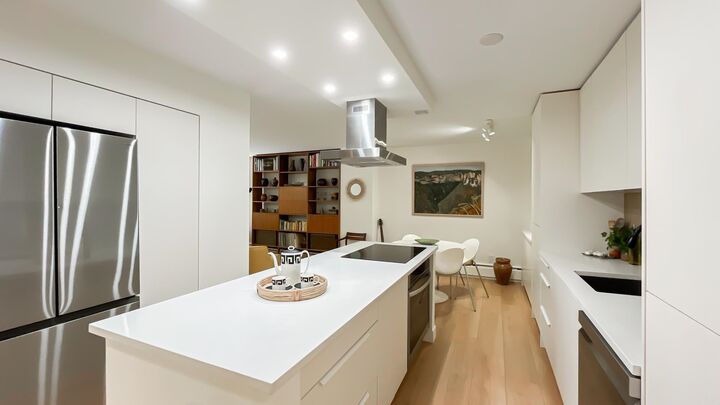 Property Photo: 2016 Fullerton Avenue 102 BC V7P 3E6
