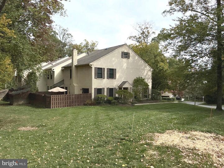 Property Photo: 1201 Weatherstone Drive PA 19301