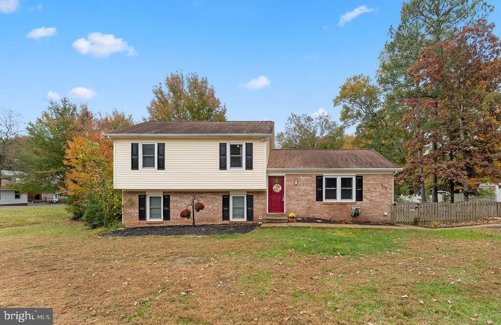 Property Photo:  909 Stonewall Lane  VA 22407