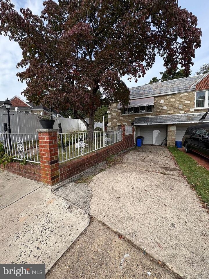 Property Photo: 609 E Hortter Place PA 19119
