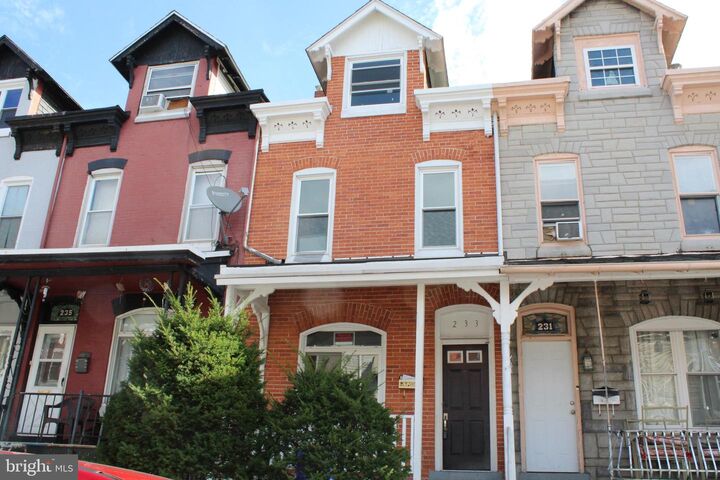 Property Photo: 233 Pear Street PA 19601