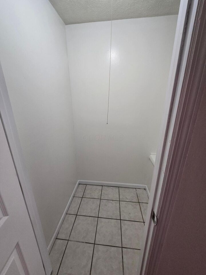 Property Photo: 497 E Oakland Avenue OH 43202