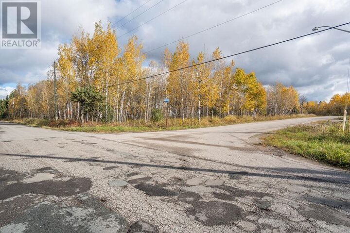 Property Photo:  88 Sunset Dr  ON P6C 6G4 