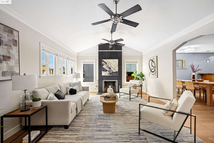 Property Photo:  5 Virginia Garden  CA 94702 