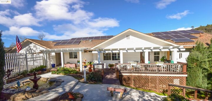 15830 Ridgefield Court  Sonora CA 95370 photo