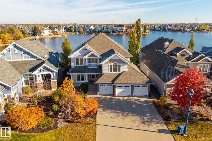 Property Photo: 9016 16 Avenue SW AB T6X 1B2