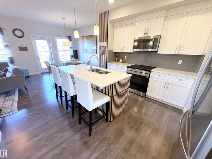 Property Photo:  98 Greenbury Close  AB T7X 0L7 