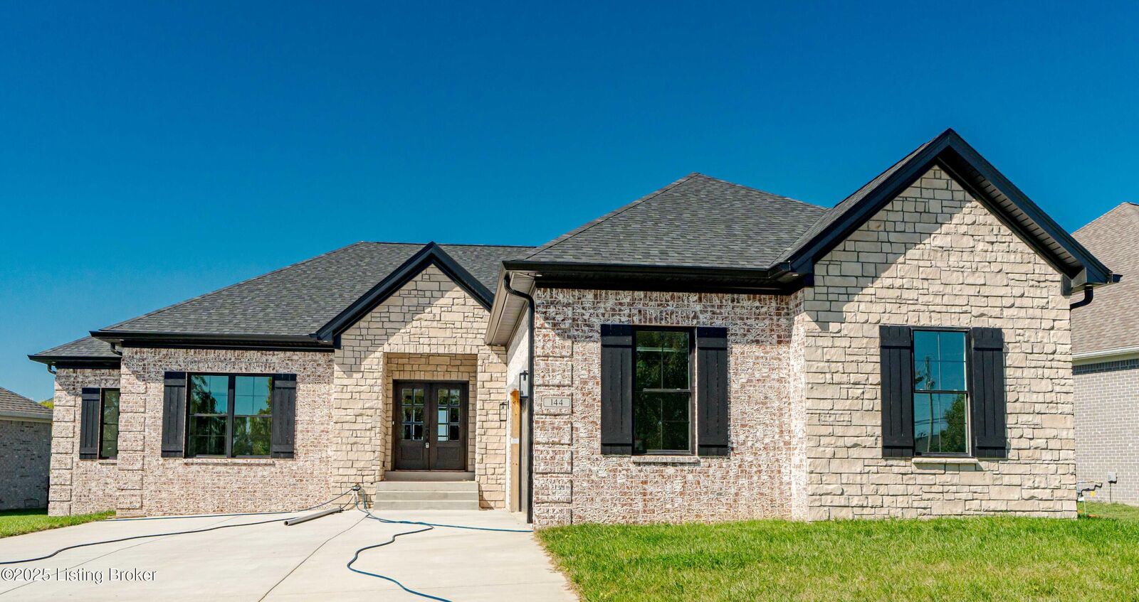 Property Photo: 144 Winners Cir KY 40065