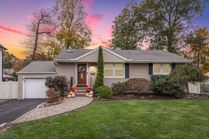 Property Photo:  116 Cedar St  NJ 07090