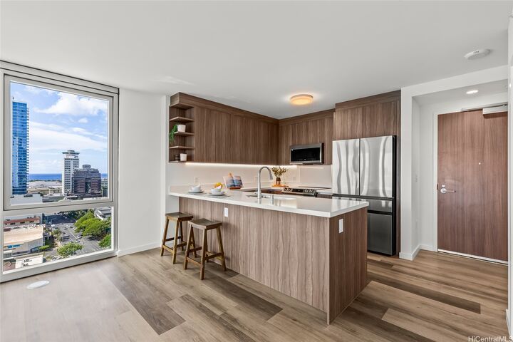 Property Photo: 1515 Liona Street 1801 HI 96814