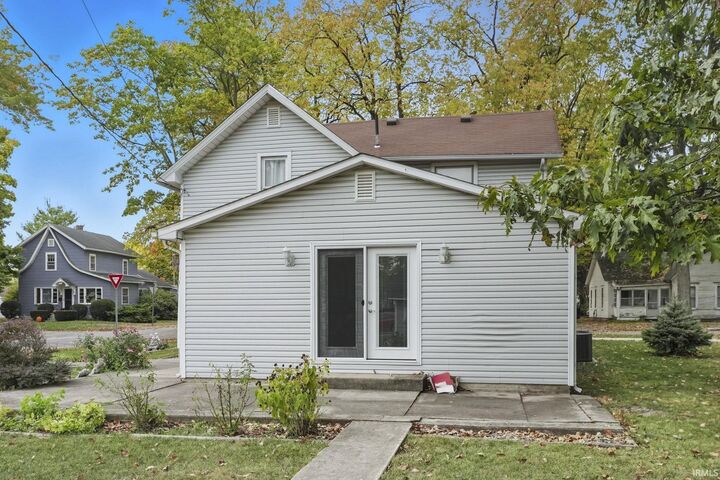 Property Photo: 819 S Peters Street IN 46738