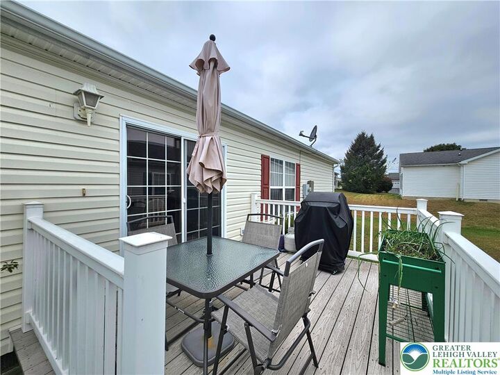 Property Photo: 657 Winterthur Way PA 18040