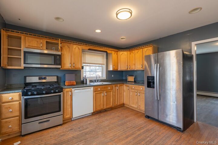 Property Photo:  34 Laurel Trail  NY 10950