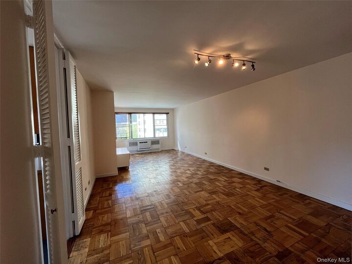 Property Photo: 201 E37 Street 7D NY 10016