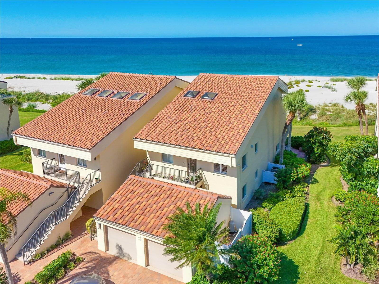 Property Photo:  852 Golden Beach Boulevard 852  FL 34285 