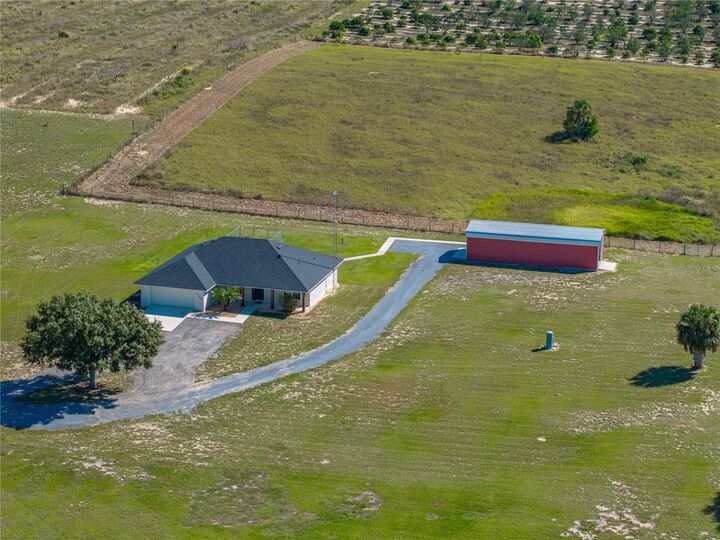 Property Photo: 1822 Lake Easy Road FL 33827