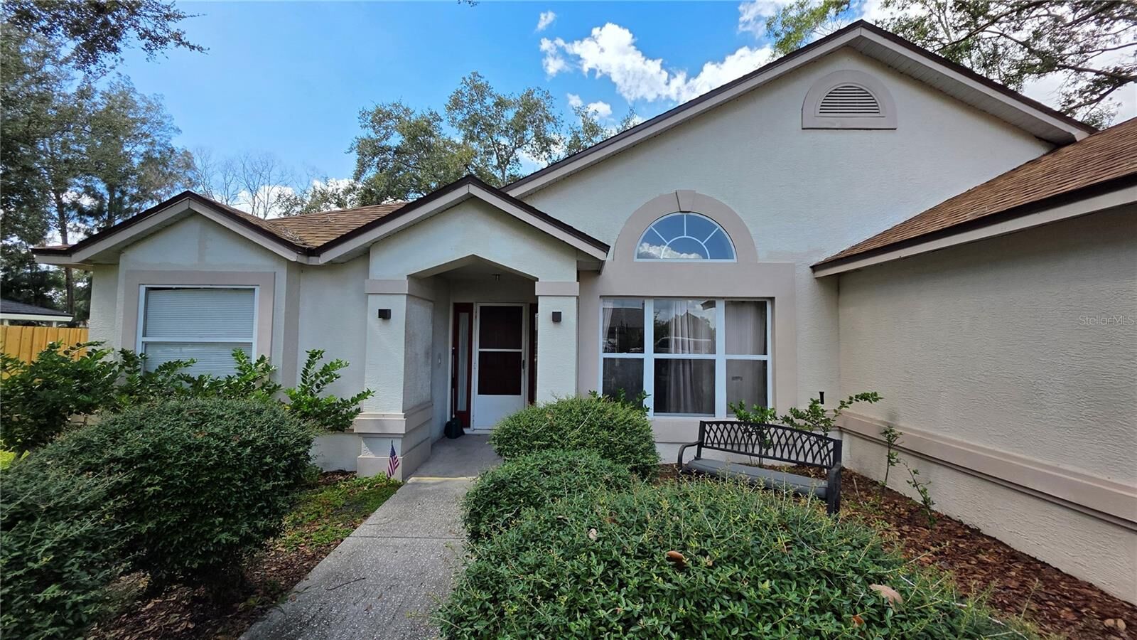 Property Photo:  24195 Landing Drive  FL 33559
