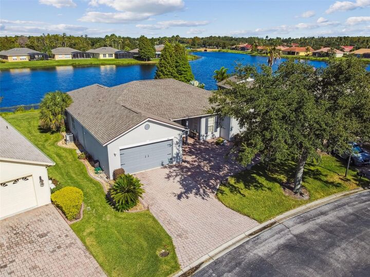 722 Shorehaven Drive  Kissimmee FL 34759 photo