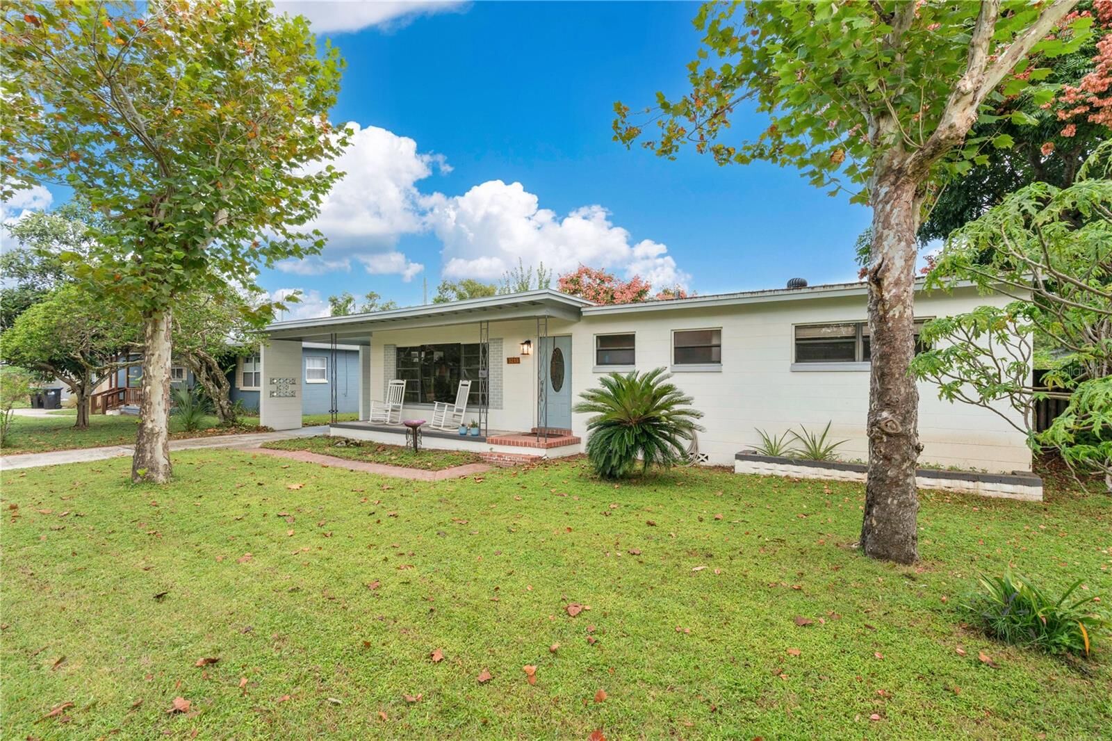 Property Photo:  3213 Dupree Avenue  FL 32806