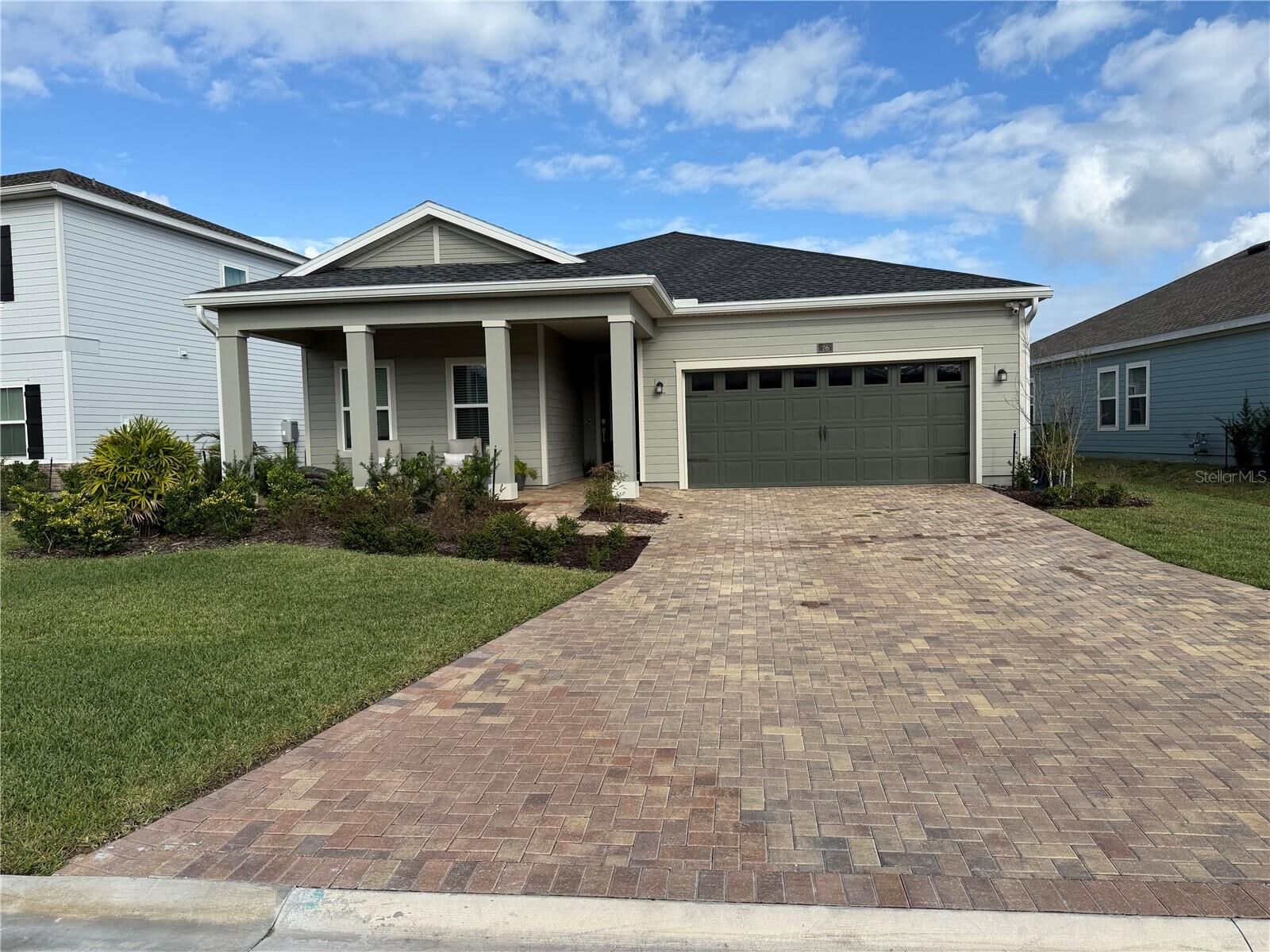 Property Photo:  76 Neighbor Court  FL 32092